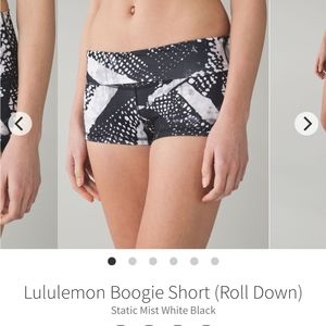 Lululemon static mist boogie down shorts
